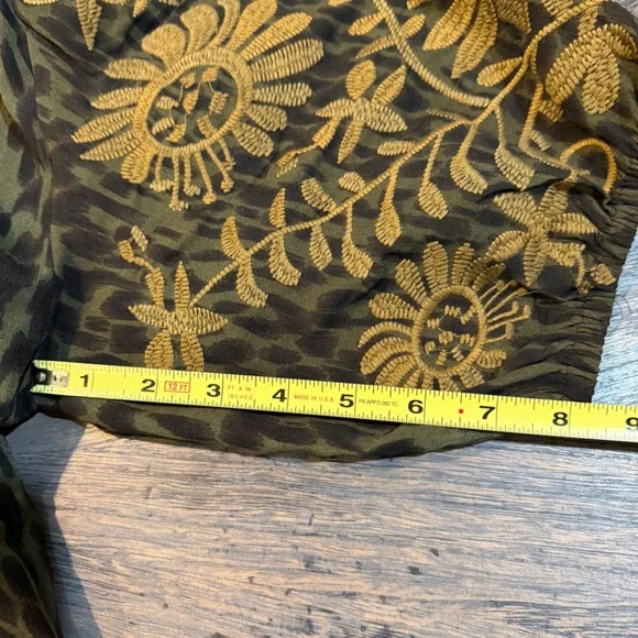 THML Olive Leopard Print Blouse w Tan Embroidered Puff Sleeves Size M - Picture 10 of 10